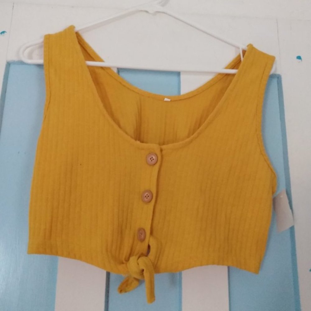 BRIGHT YELLOW CROP BUTTON TANK SUMMER CUTE CHIC